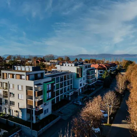 Lido Riviera Sunshine