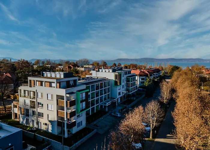 Lido Riviera Sunshine